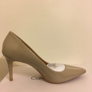 Calvin Klein GAYLE Patent Leather, Cocoon 7.5M US